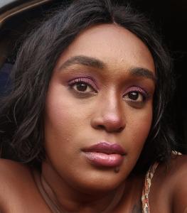 Sade Davis Our Team